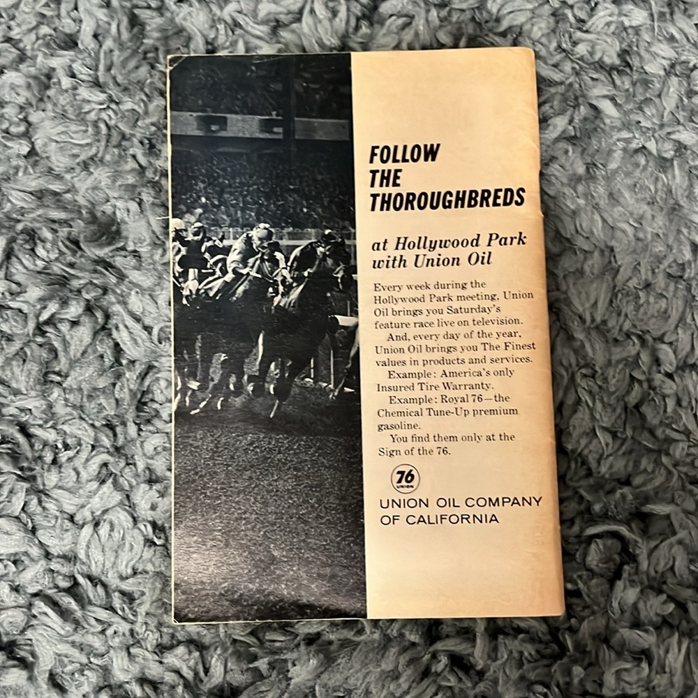 Vintage from 1960’s Hollywood Park Railbird Handbook - Picture 2 of 8